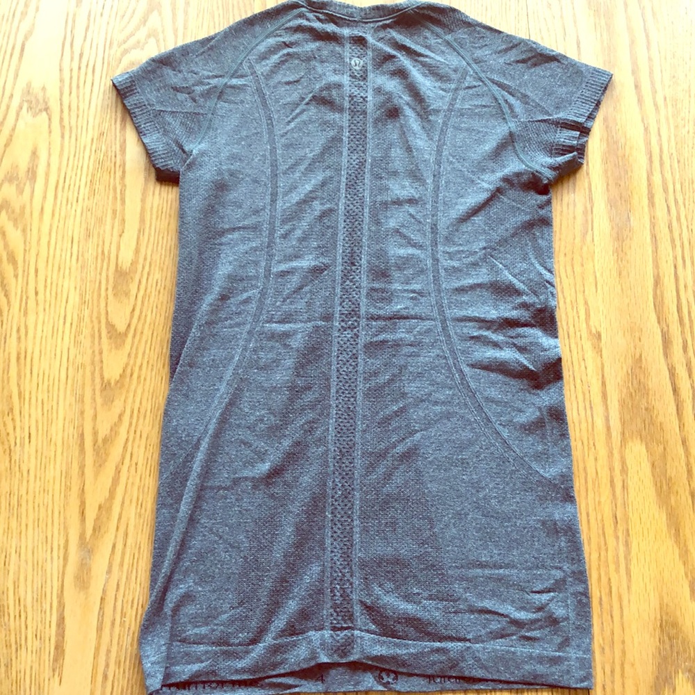 Swiftly tech short sleeve crew